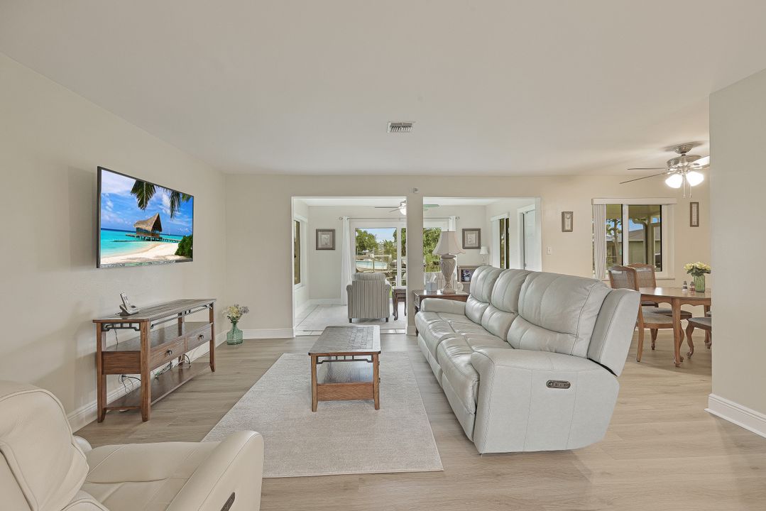 1751 Lakeview Blvd, North Fort Myers, FL 33903