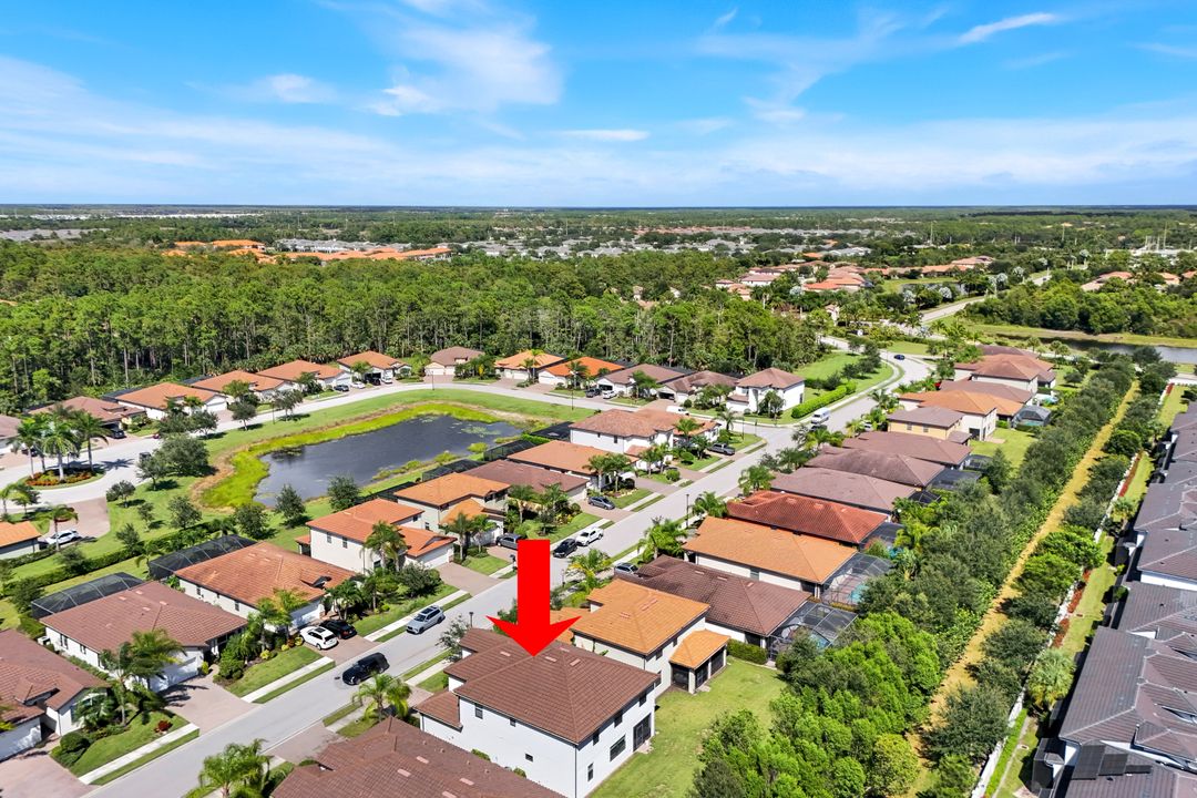 4264 Raffia Palm Cir, Naples, FL 34119