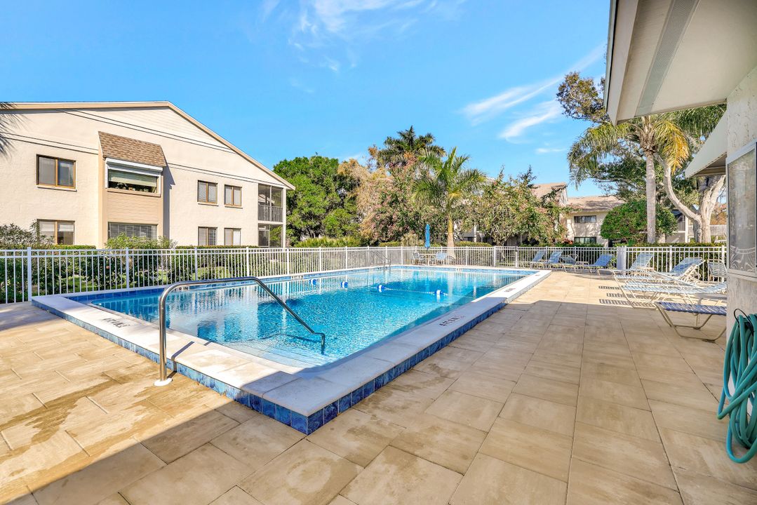 910 Vanderbilt Beach Rd #325, Naples, FL 34108
