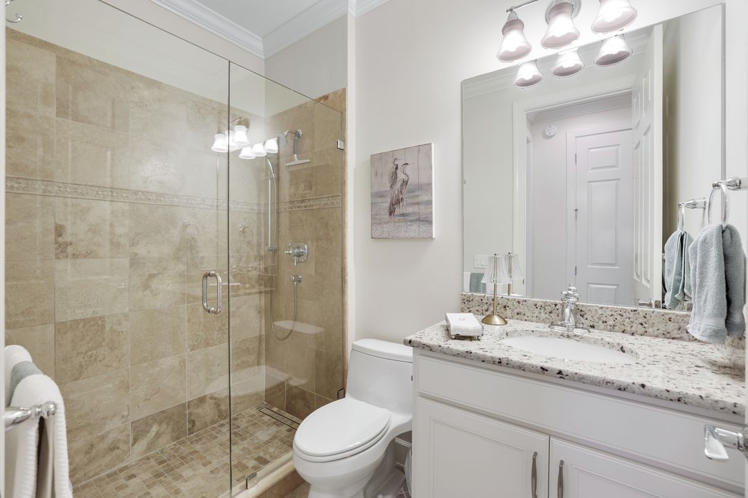 7121 Live Oak Dr, Naples, FL 34114