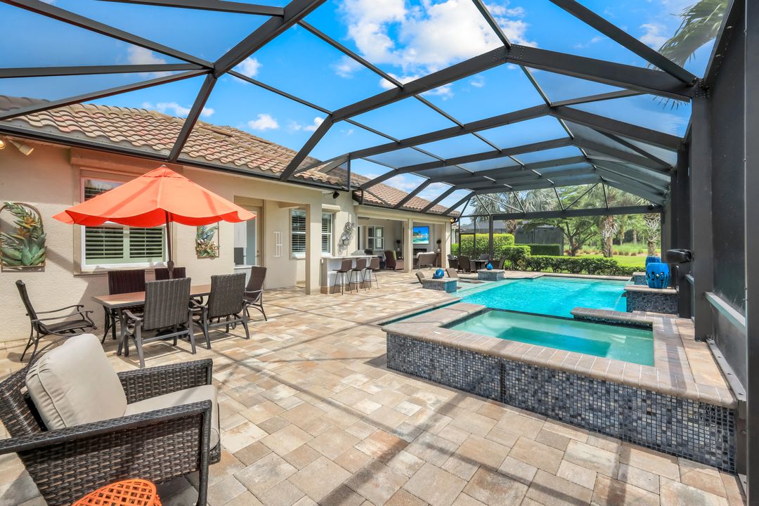 9180 Ores Cir, Naples, FL 34120