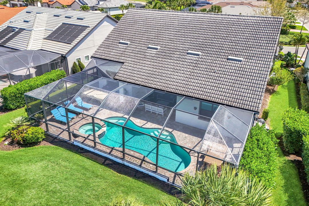 9373 Surfbird Ct, Naples, FL 34120