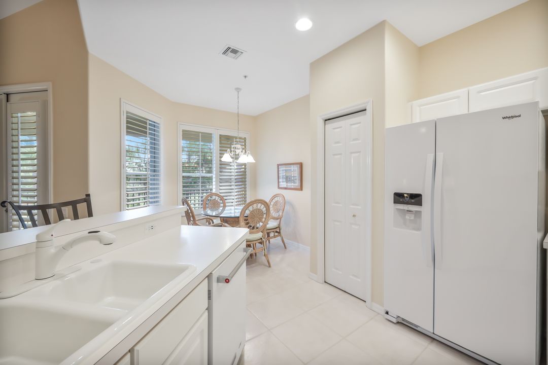 8545 Danbury Blvd #204, Naples, FL 34120