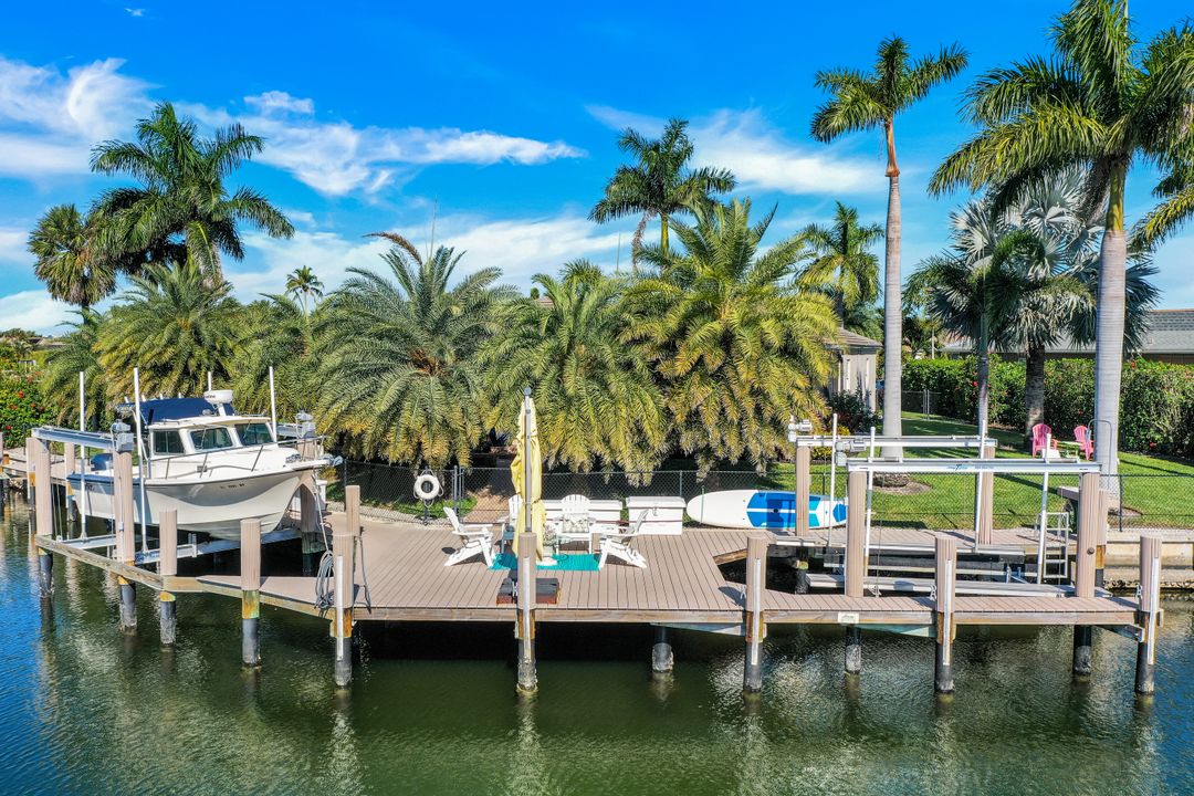 746 Apple Ct, Marco Island, FL 34145