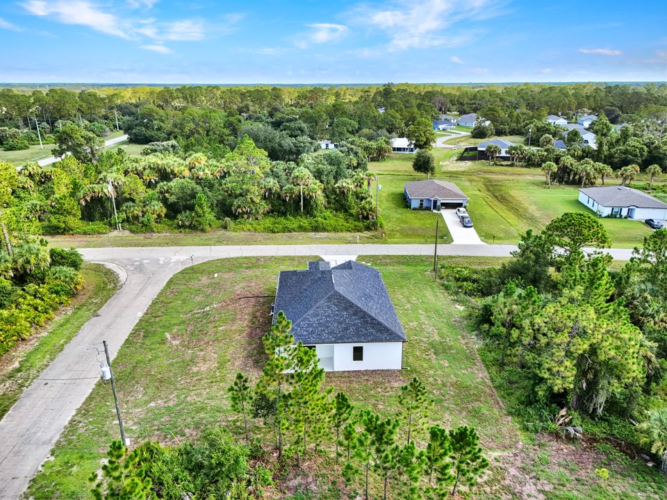 5085 NE Tradewinds Cir, LaBelle, FL 33935
