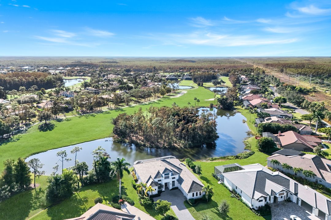 20266 Tiger Ct, Estero, FL 33928