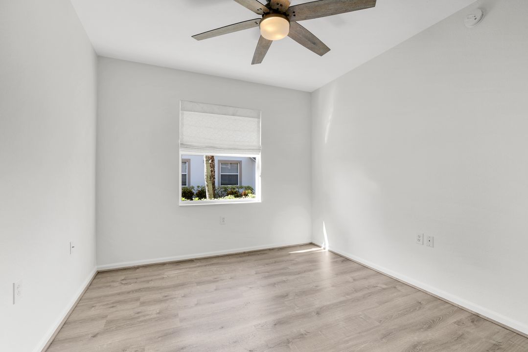 6875 Ascot Dr #102, Naples, FL 34113