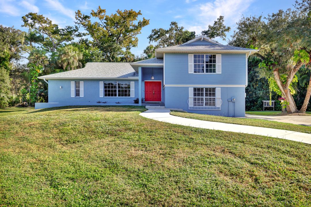 1345 Barrett Rd, North Fort Myers, FL 33903