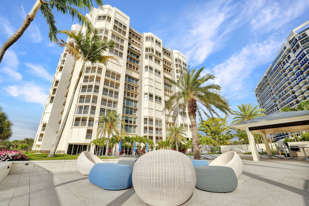 4051 Gulf Shore Blvd N #600, Naples, FL 34103