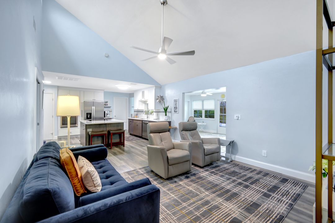 4117 SE 1st Pl, Cape Coral, FL 33904