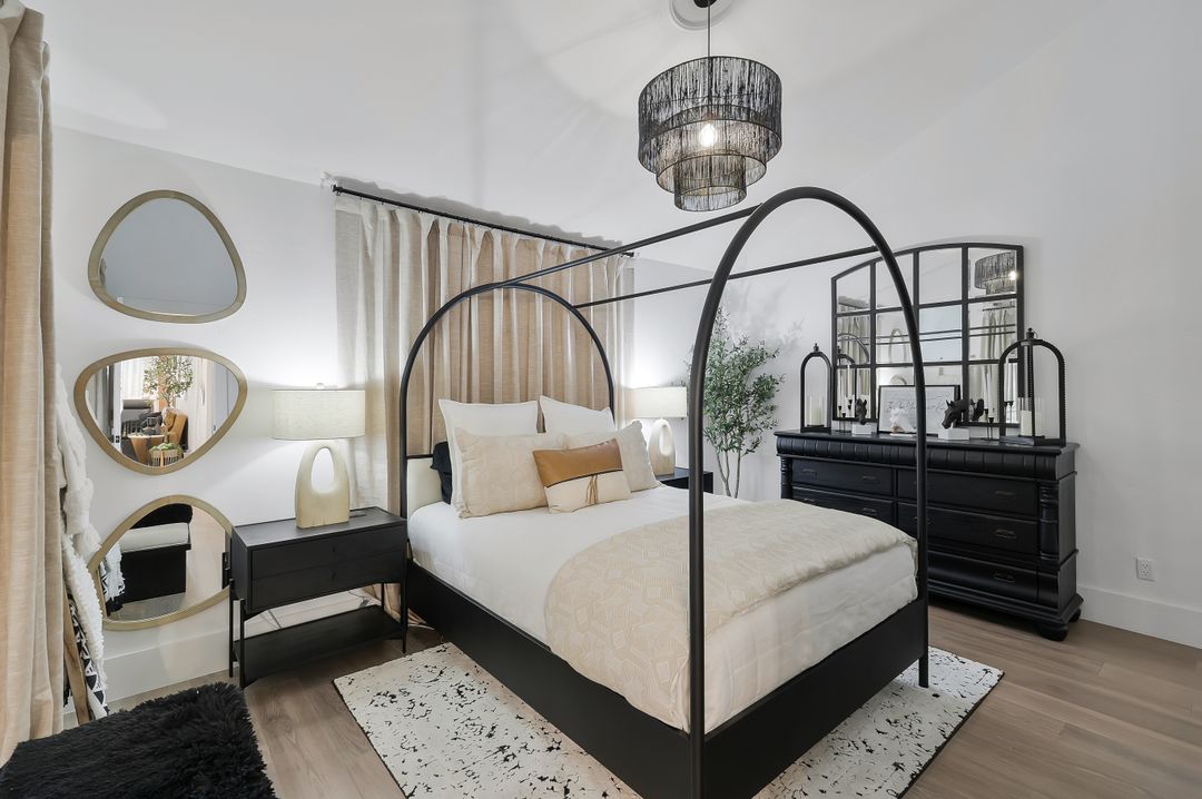 4742 West Blvd #S-8, Naples, FL 34103