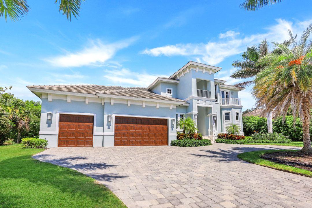671 S Barfield Dr, Marco Island, FL 34145