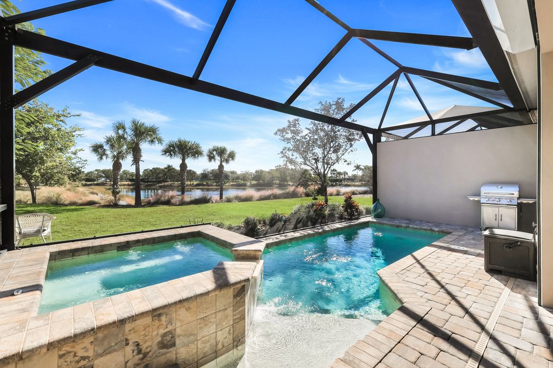 5802 Haiti Dr, Naples, FL 34112