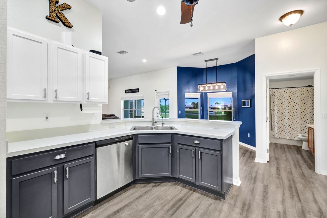 4414 Garden Blvd, Cape Coral, FL 33909