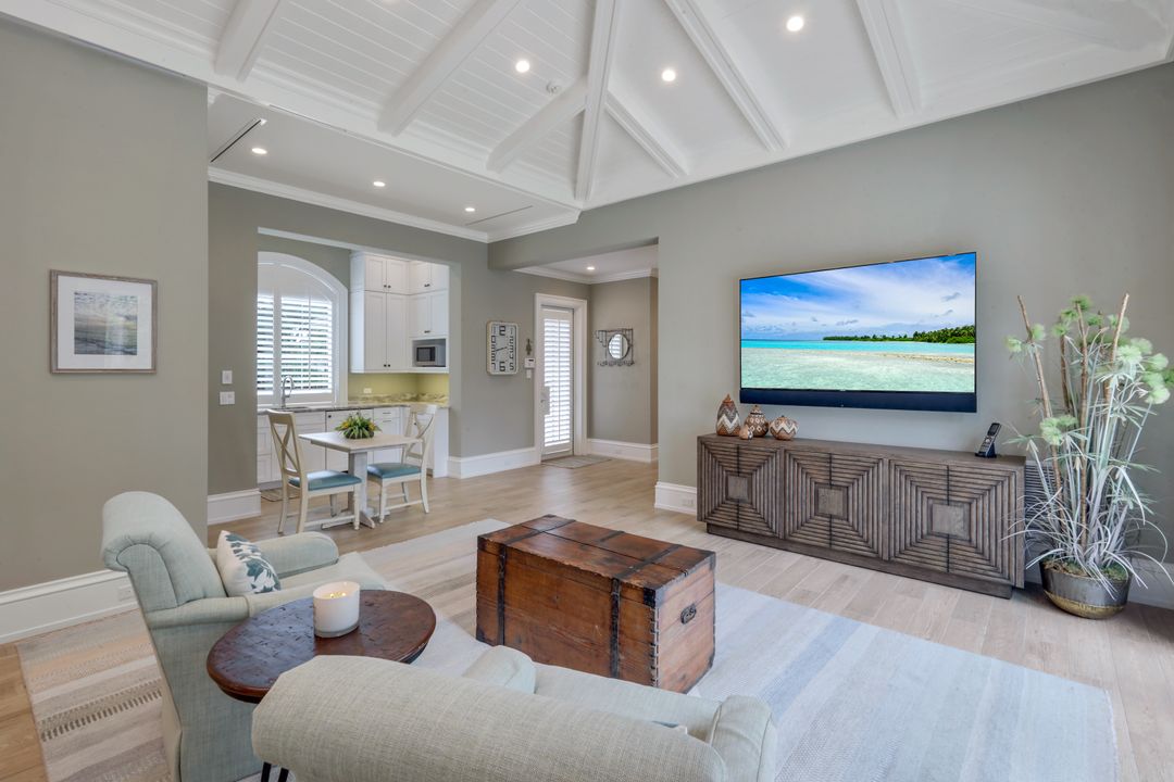 3150 Dahlia Way, Naples, FL 34105
