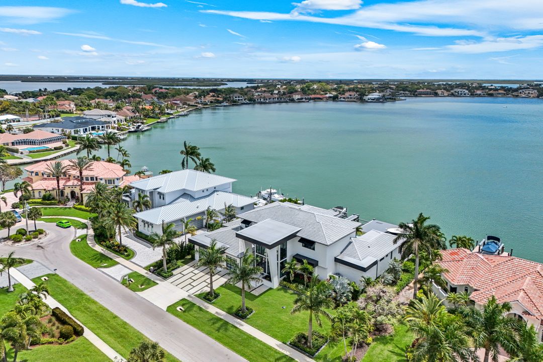 1631 Collingswood Ct, Marco Island, FL 34145