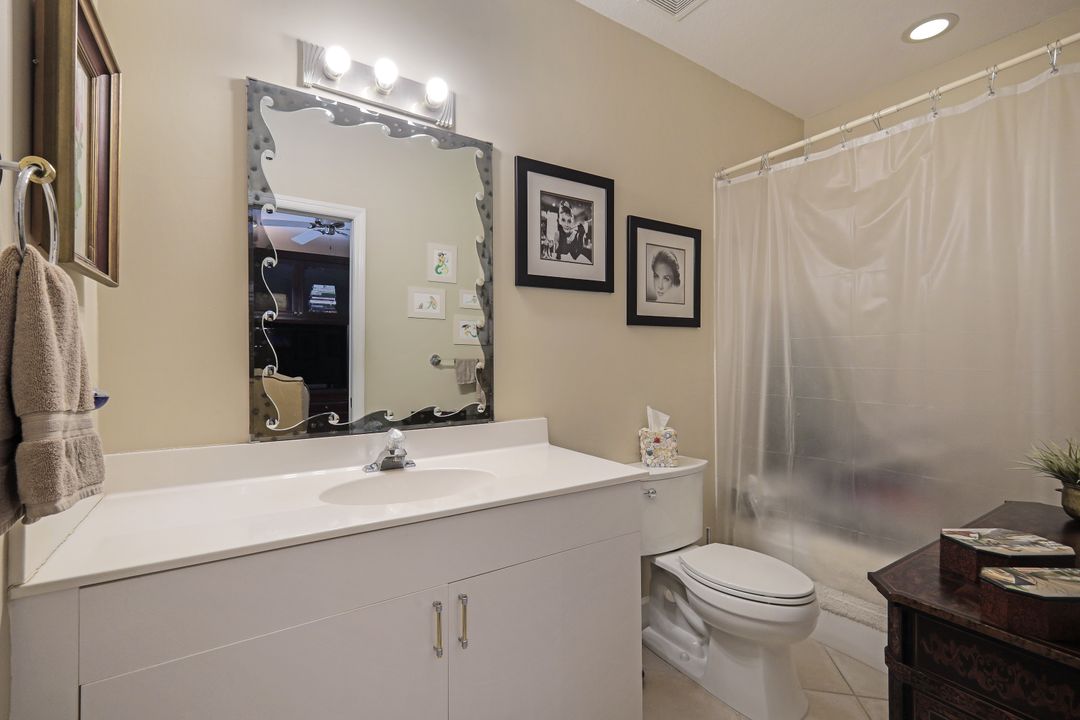 4051 Bayhead Dr #202, Bonita Springs, FL 34134