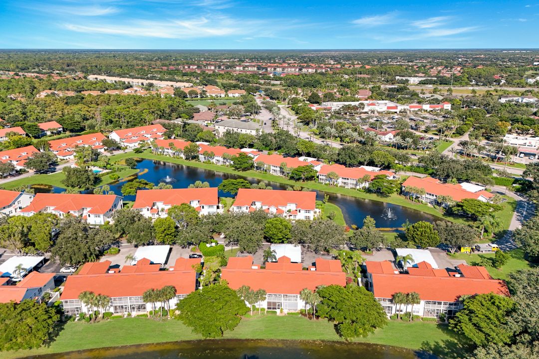 5045 Cedar Springs Dr #101, Naples, FL 34110