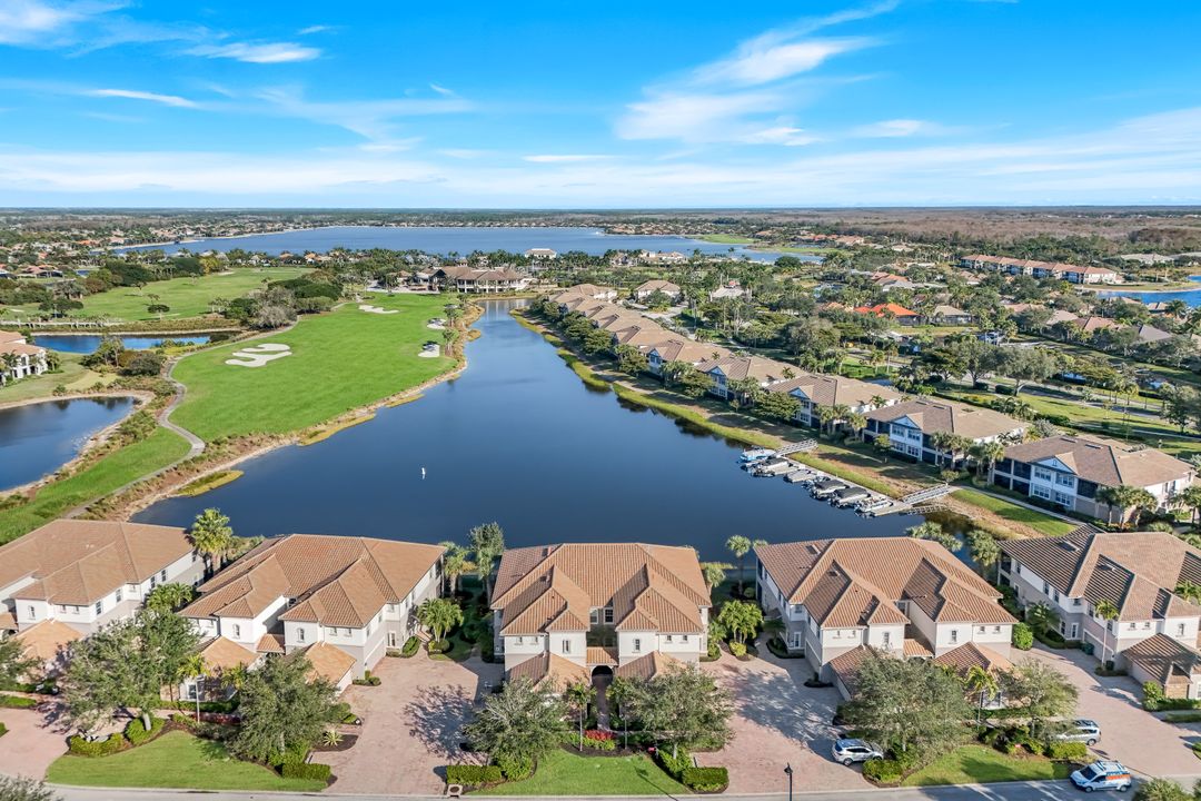 8783 Coastline Ct #202, Naples, FL 34120