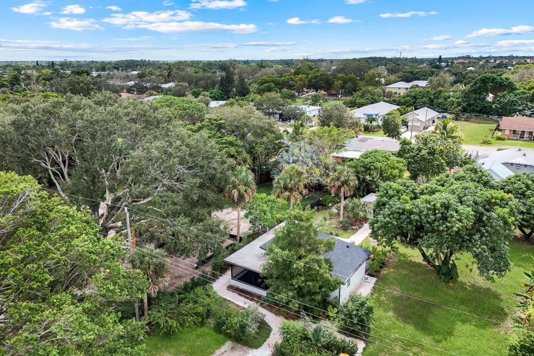 3032 Coco Ave, Naples, FL 34112