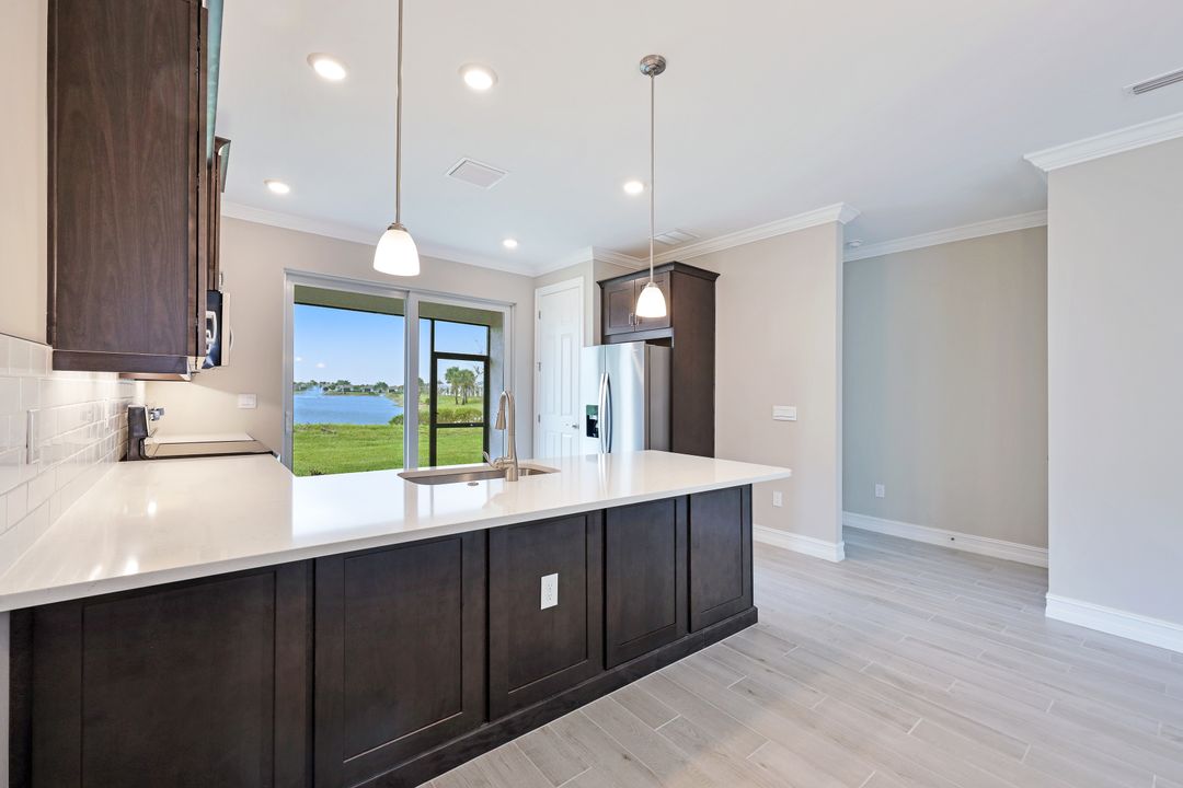 28238 Captiva Shell Lp, Bonita Springs, FL 34135