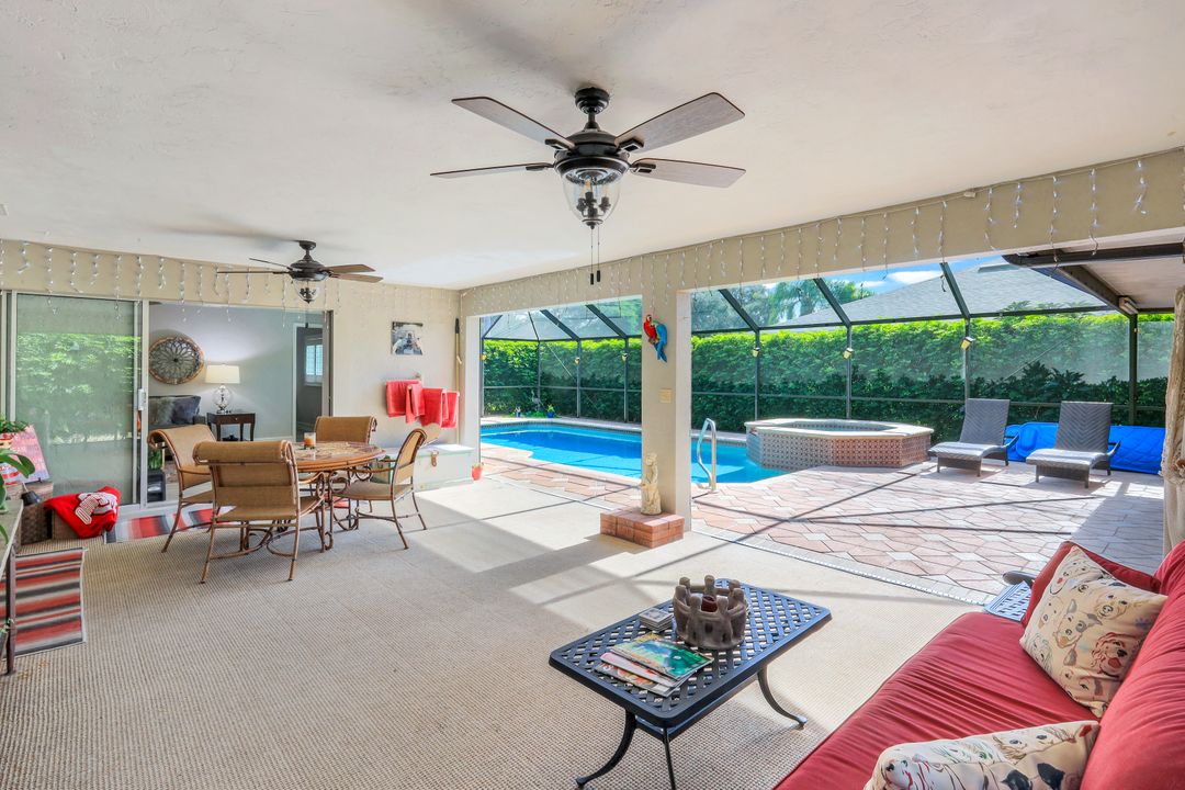 27984 Carl Cir, Bonita Springs, FL 34135