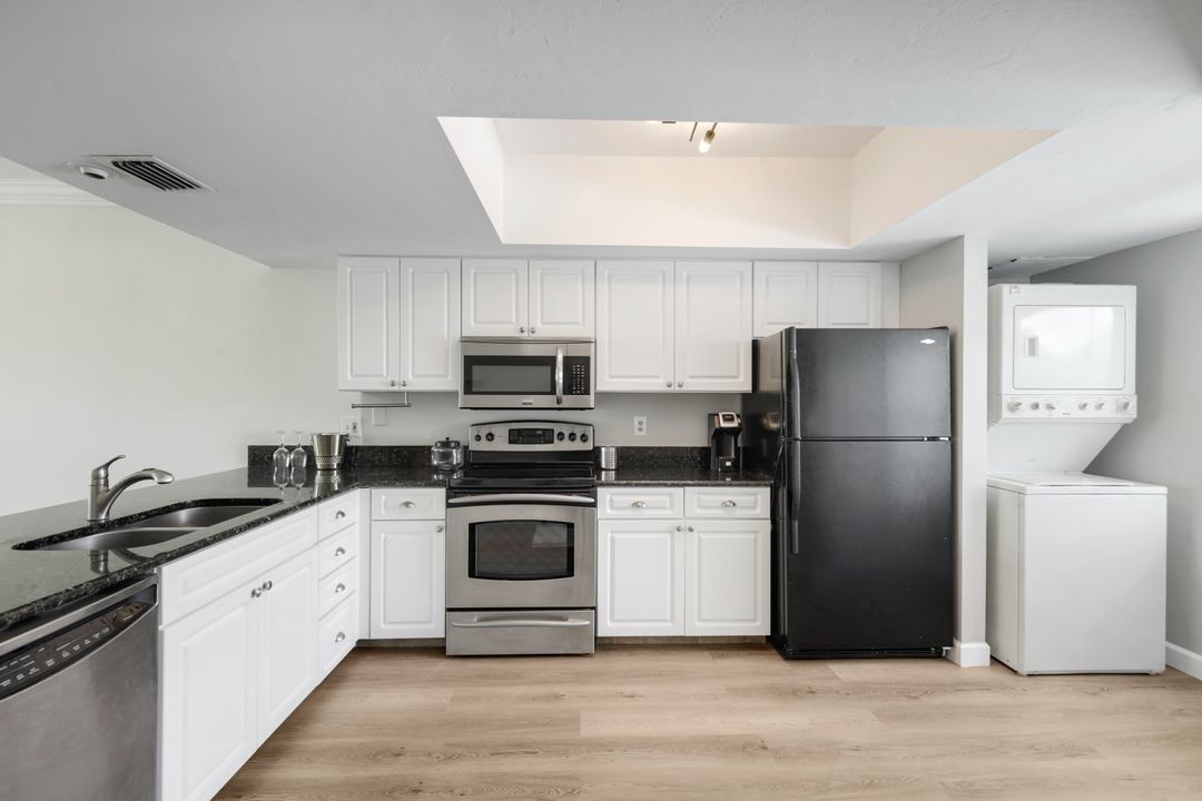 4550 SE 5th Pl #202, Cape Coral, FL 33904
