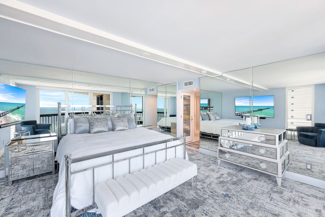 4551 Gulf Shore Blvd N #1003, Naples, FL 34103