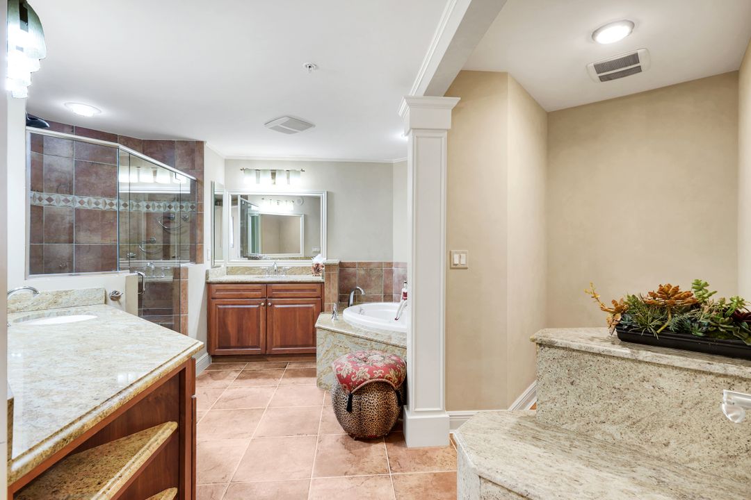 6021 Silver King Blvd #306, Cape Coral, FL 33914