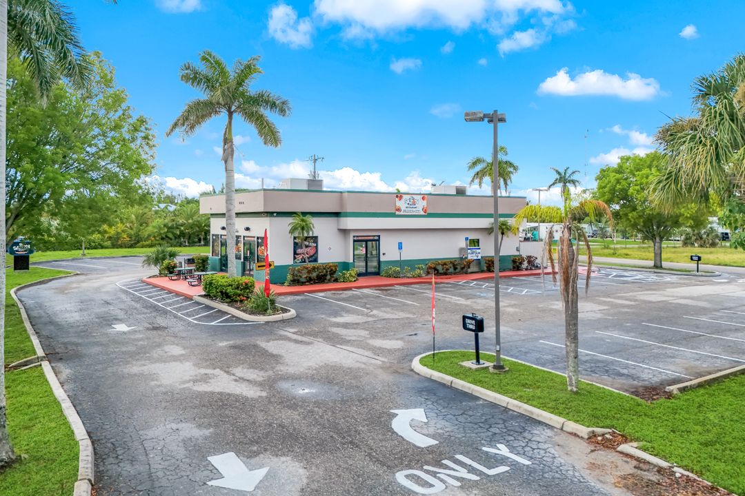 10493 Stringfellow Rd, Bokeelia, FL 33922