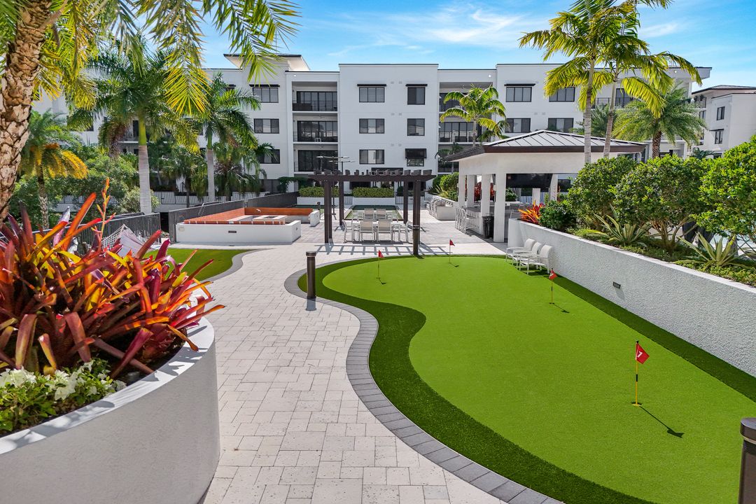 1125 Central Ave #571, Naples, FL 34102