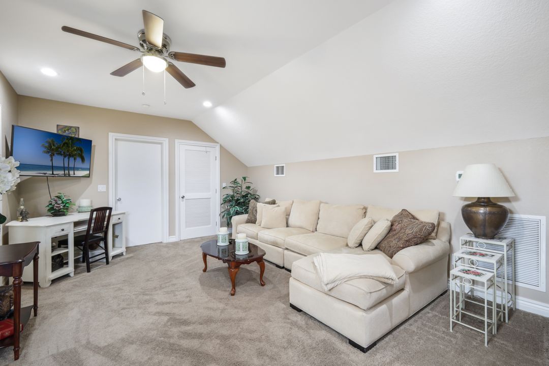 17651 Devore Ln, Fort Myers, FL 33913