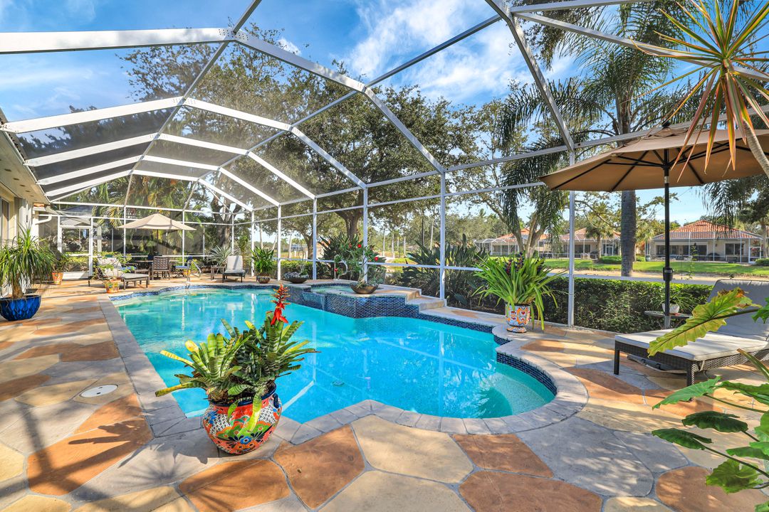 3394 Cerrito Ct, Naples, FL 34109