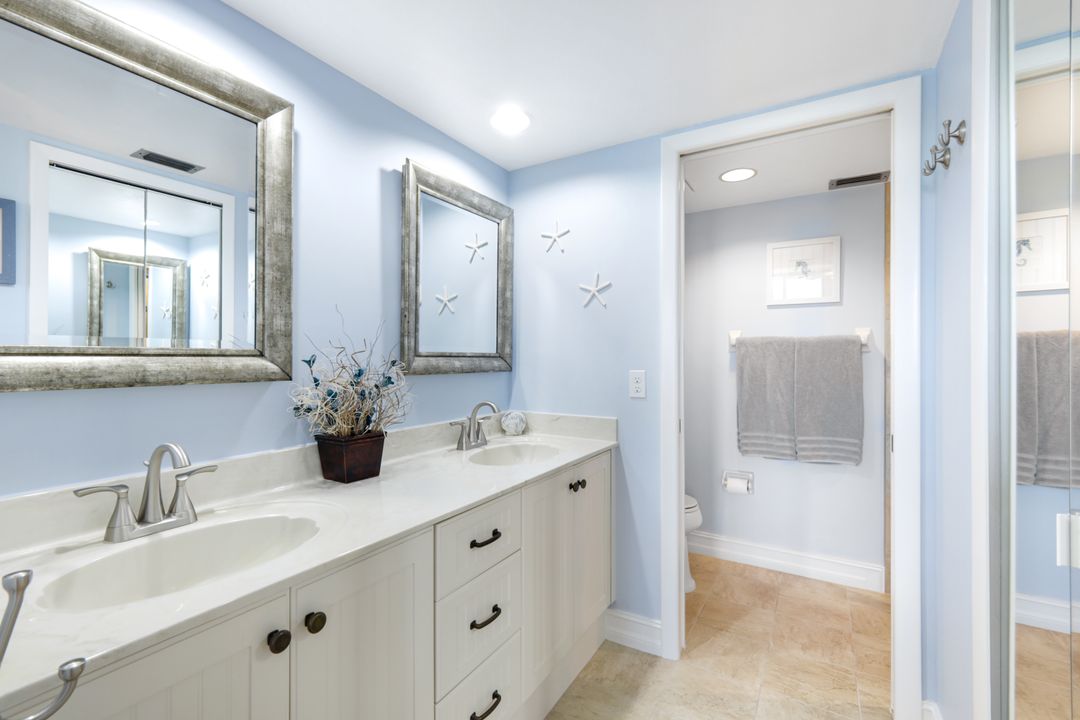 7119 Lakeridge View Court #302, Fort Myers, FL 33907