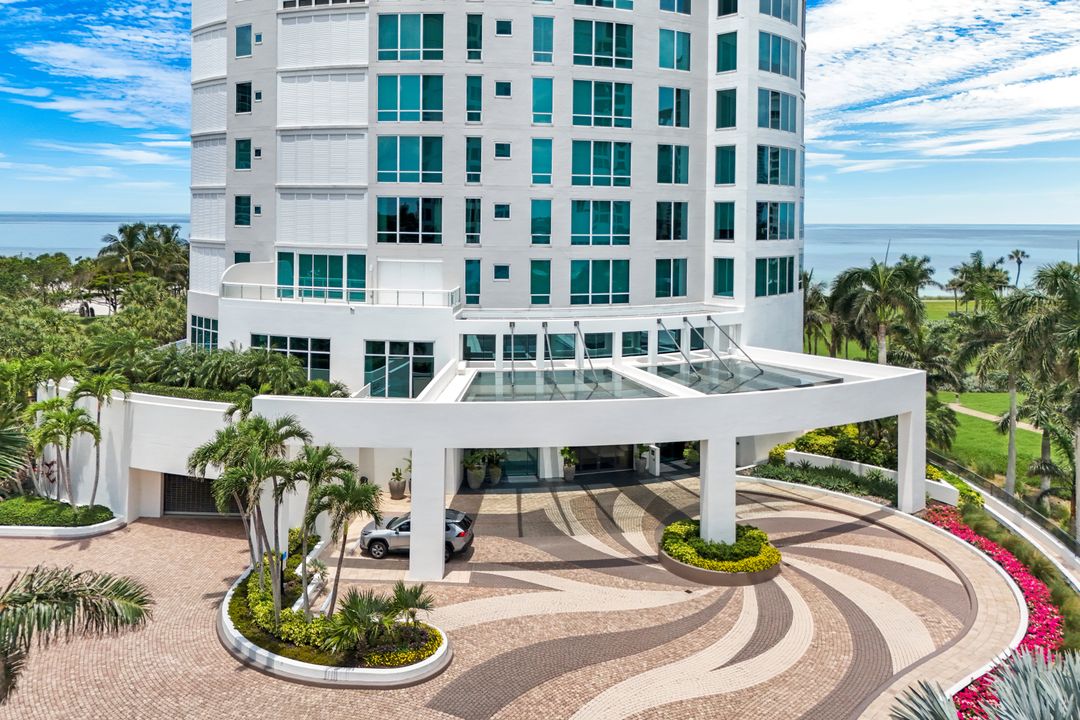 4101 Gulf Shore Blvd N #17N, Naples, FL 34103
