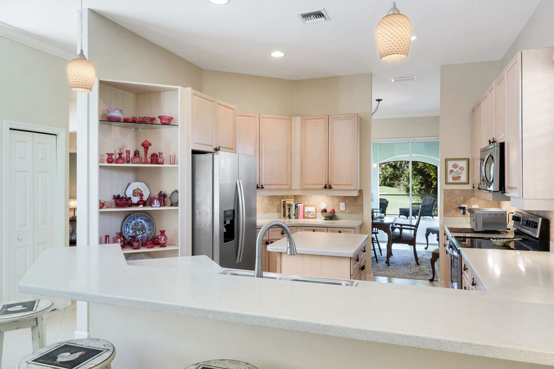 4959 Bollard Ct, Naples, FL 34112