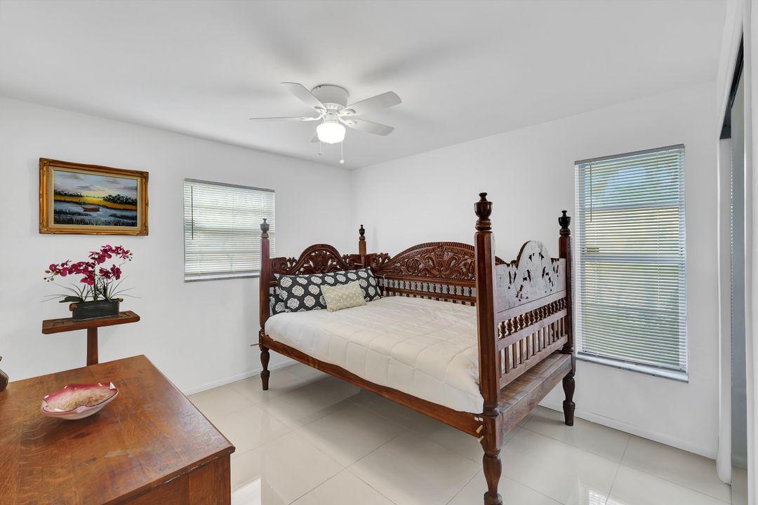 2125 St Croix Ave, Fort Myers, FL 33905