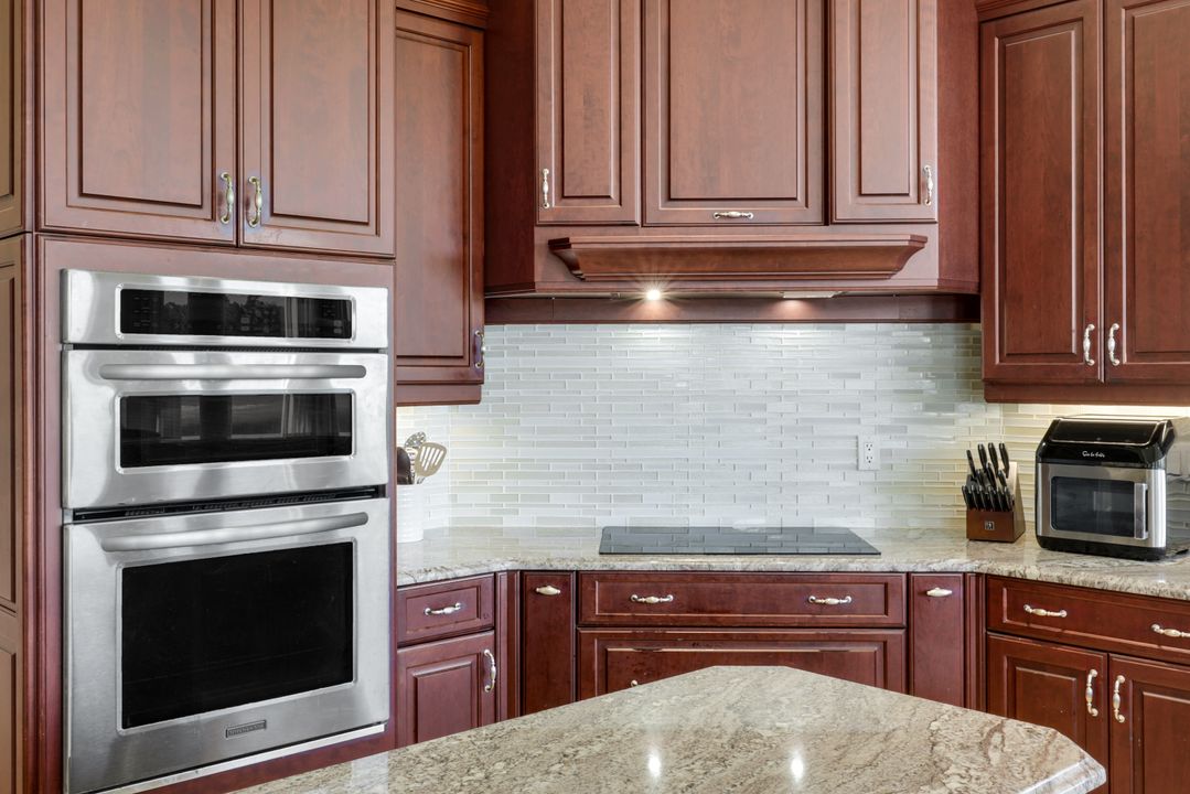 20301 Barefoot Ski Blvd, Estero, FL 33928