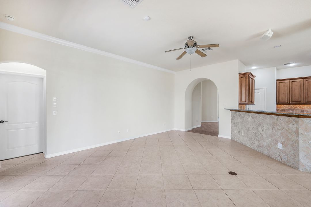 2832 SW 17th Ave, Cape Coral, FL 33914