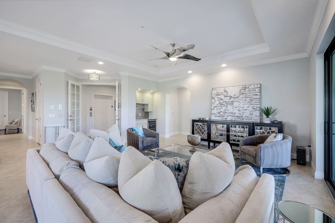 4730 Colony Villas Dr #802, Bonita Springs, FL 34134