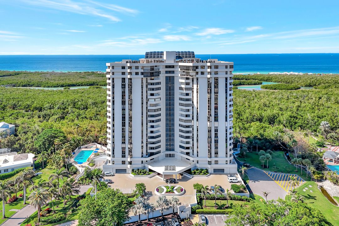 6001 Pelican Bay Blvd #1405, Naples, FL 34108