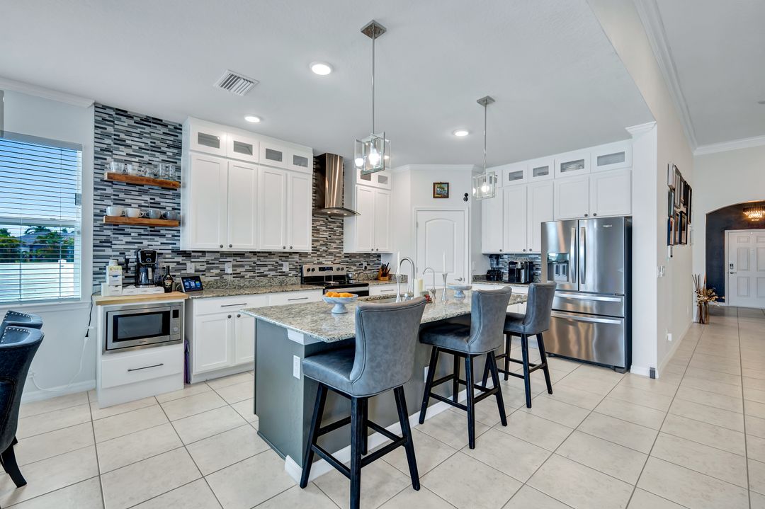 926 SW 29th St, Cape Coral, FL 33914