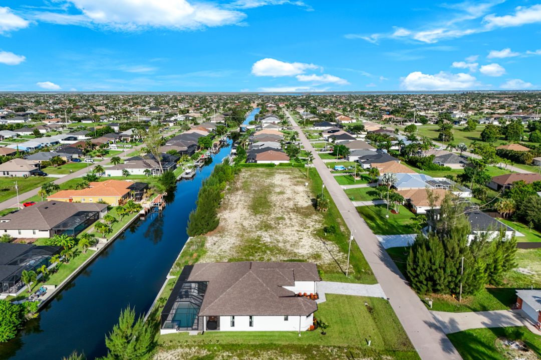 1732 SW 28th Ln, Cape Coral, FL 33914