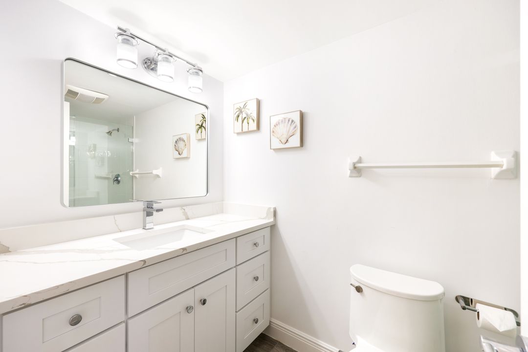 3200 Gulf Shore Blvd N #112, Naples, FL 34103