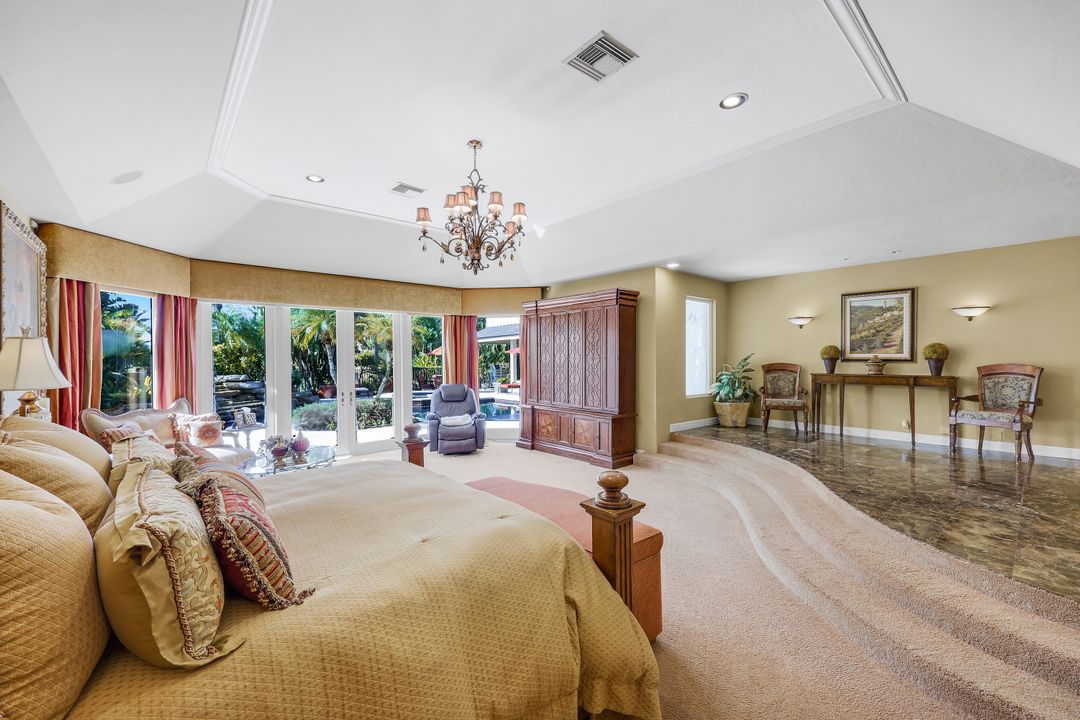 15620 Kinross Cir, Fort Myers, FL 33912