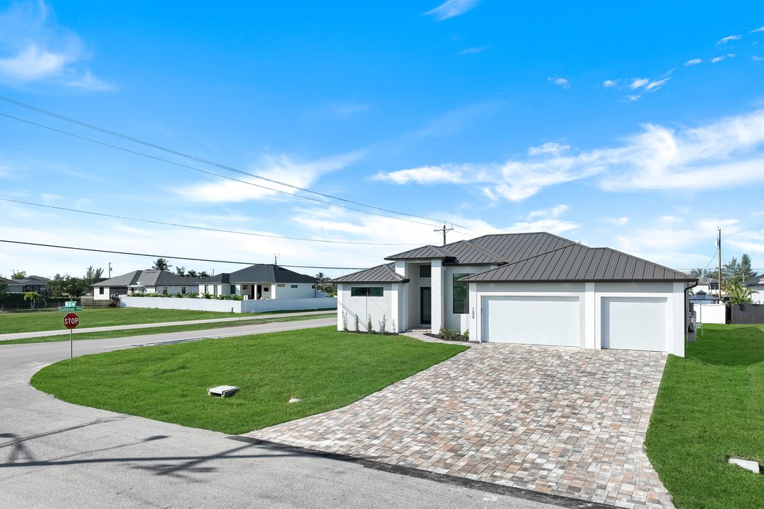1600 NW 38th Ave, Cape Coral, FL 33993