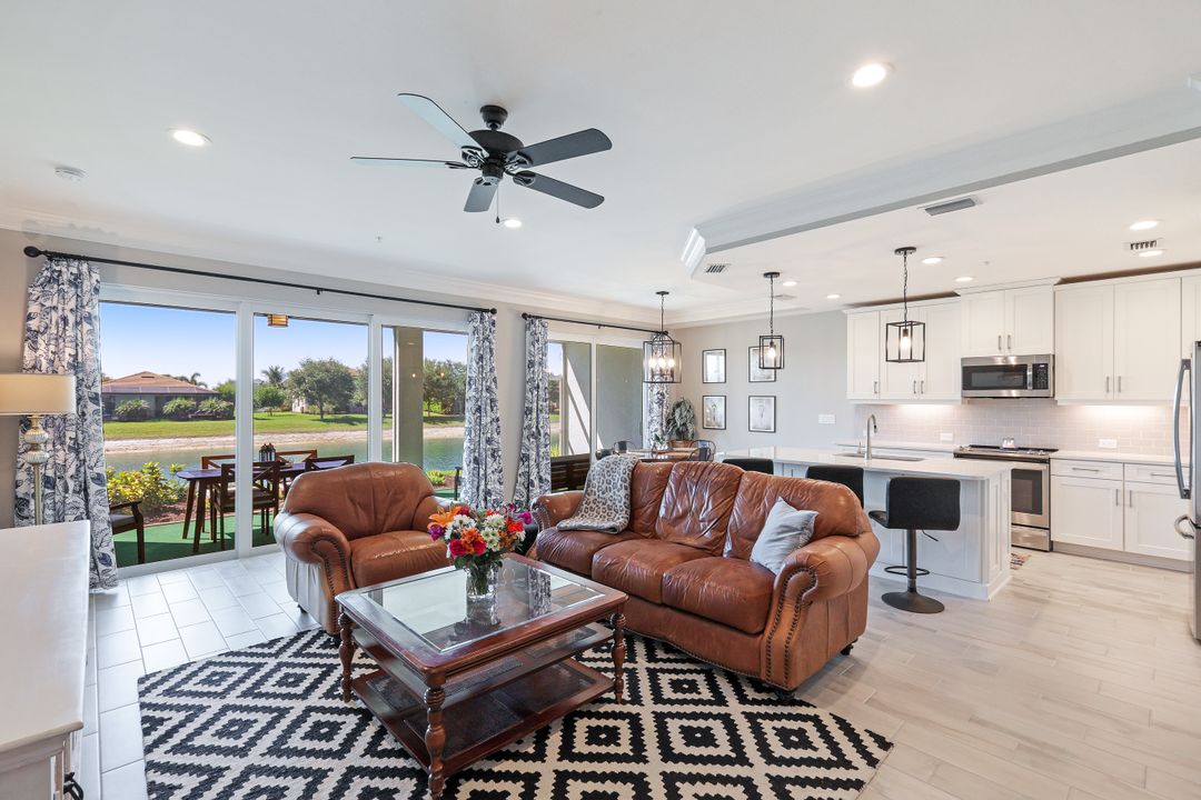 2319 Sawyers Hill Rd #703, Naples, FL 34120