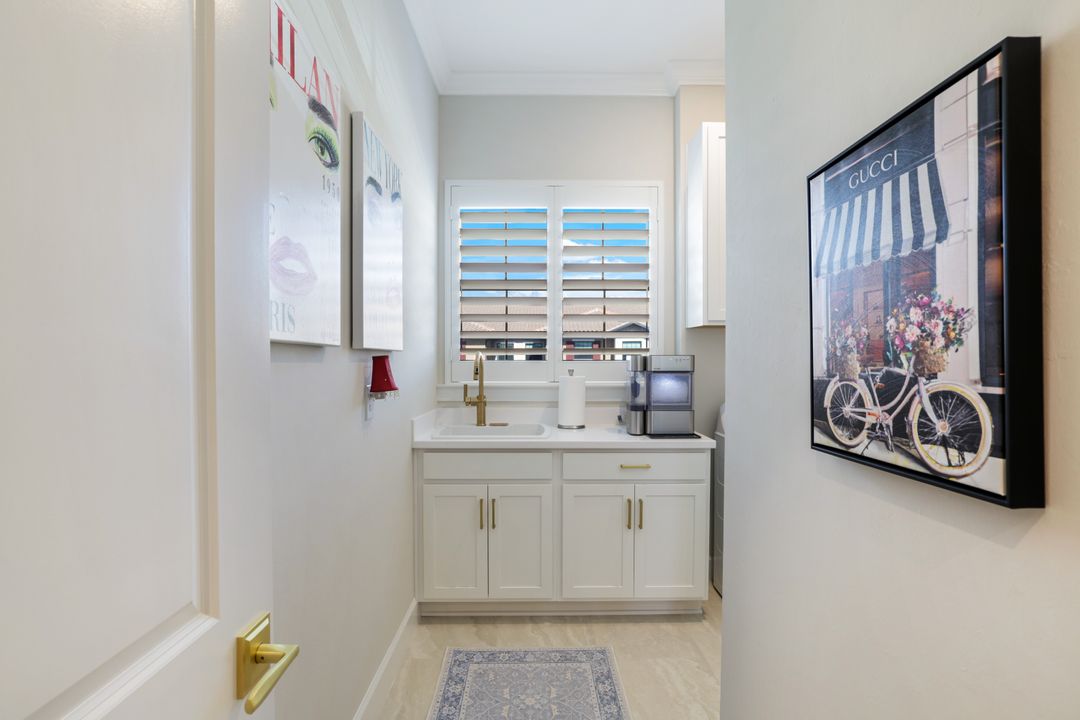 15336 Lucerna St #203, Naples, FL 34114