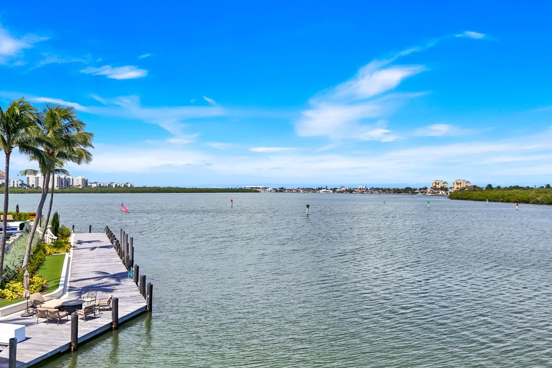 490 Renard Ct, Marco Island, FL 34145
