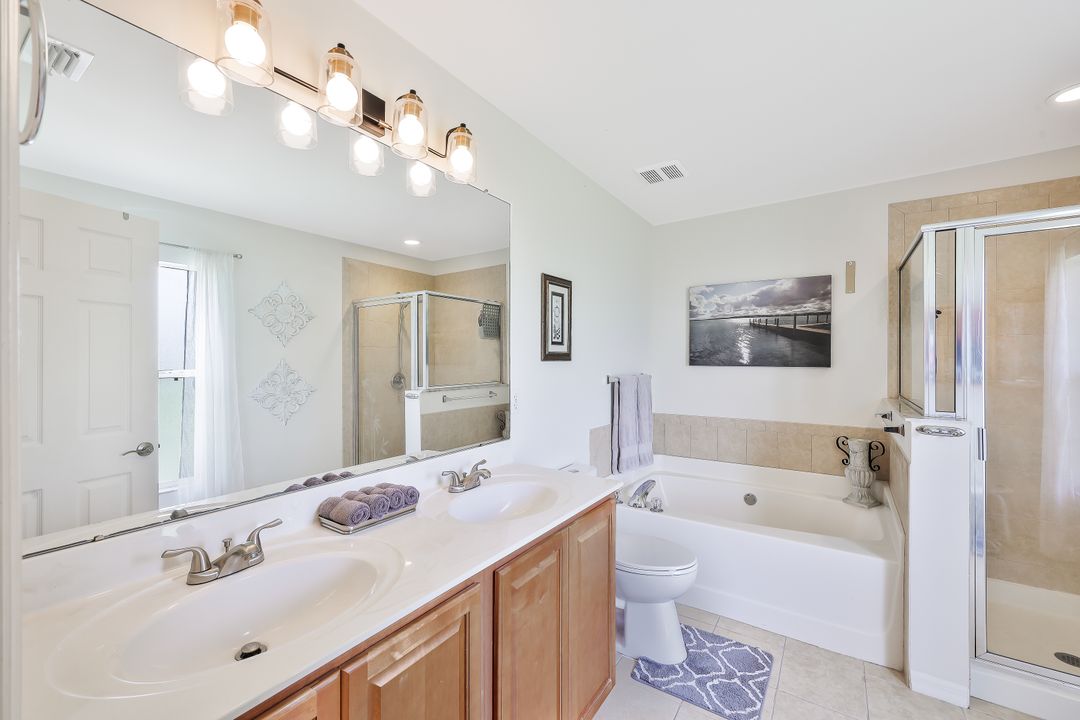 18261 Pine Nut Ct, Lehigh Acres, FL 33972